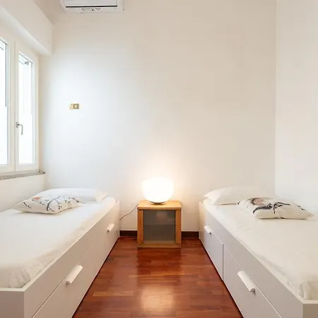 Janas' Terrace, View And Parking In The Old Center Appartement *