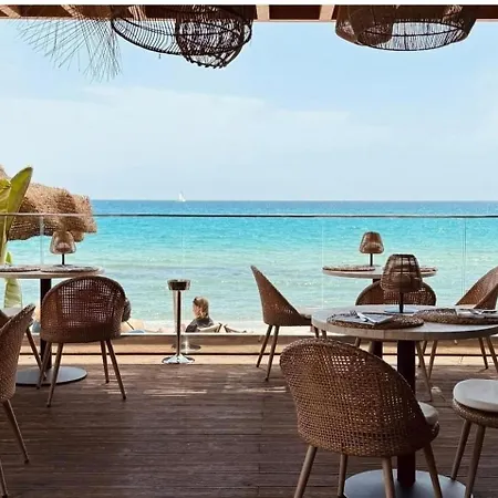 Janas' Terrace, View And Parking In The Old Center *