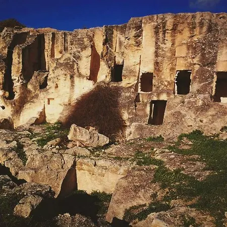 Janas' Terrace, View And Parking In The Old Center